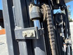 Hydraulics with Mast Lift Cylinders