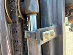 Hydraulics with Mast Lift Cylinders