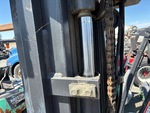 Hydraulics with Mast Lift Cylinders