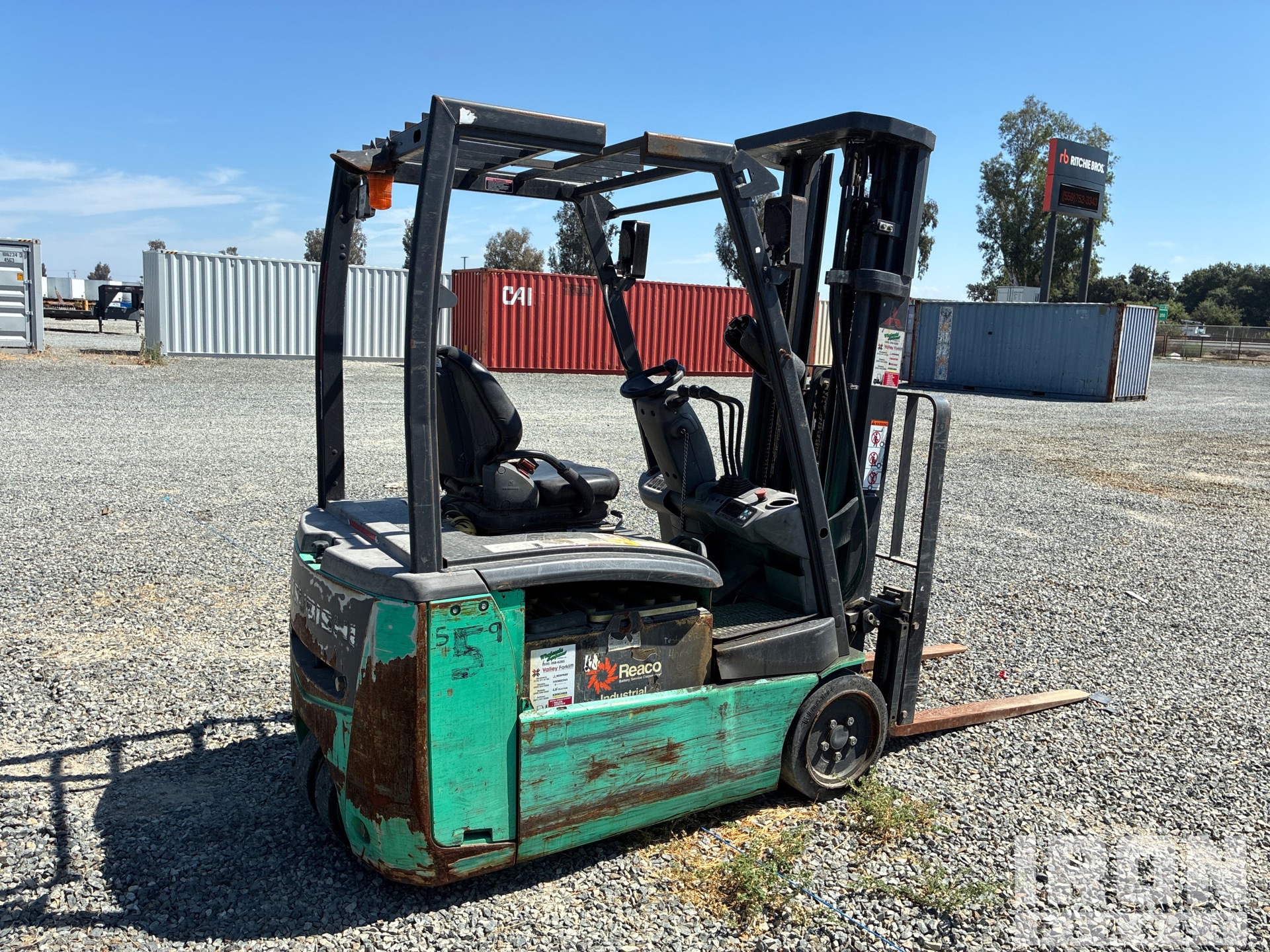 General Appearance with Picture, Right Rear Corner
