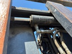 Hydraulics with Side Shift Cylinder