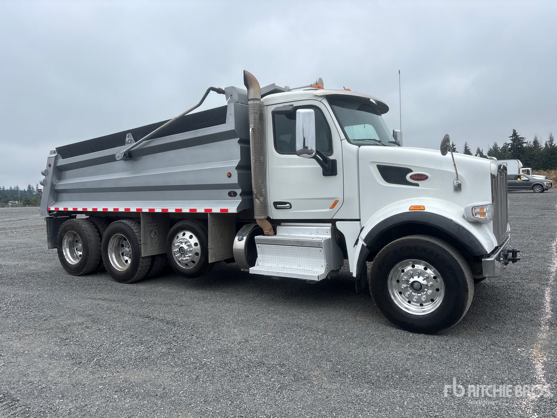 2019 Peterbilt 567