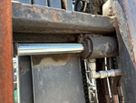 Hydraulics with Side Shift Cylinder