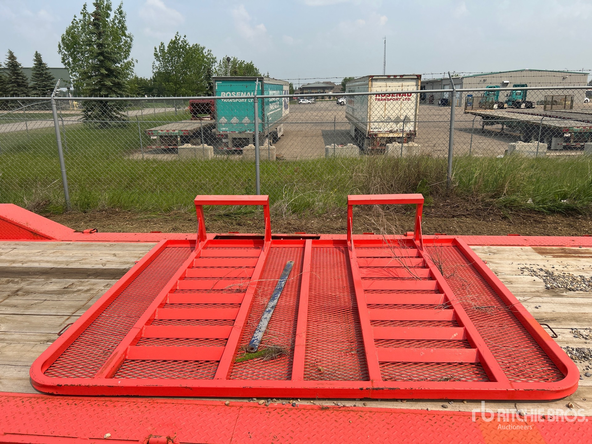 Photo of a 2020 Load Trail 30 ft T/A