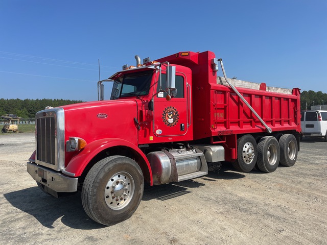 2013 Peterbilt 365 8x4 Tri/A Dump Truck