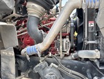 Moteur with Engine - Right Side