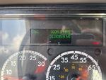 4 Transmision with Engine Hours