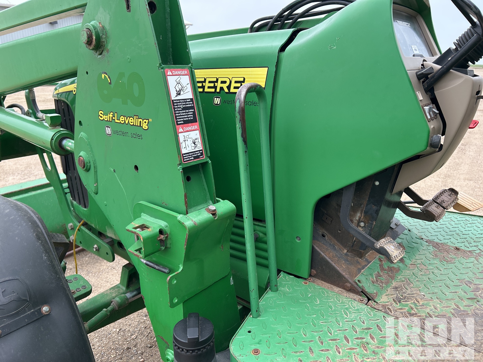 2006 John Deere 6420