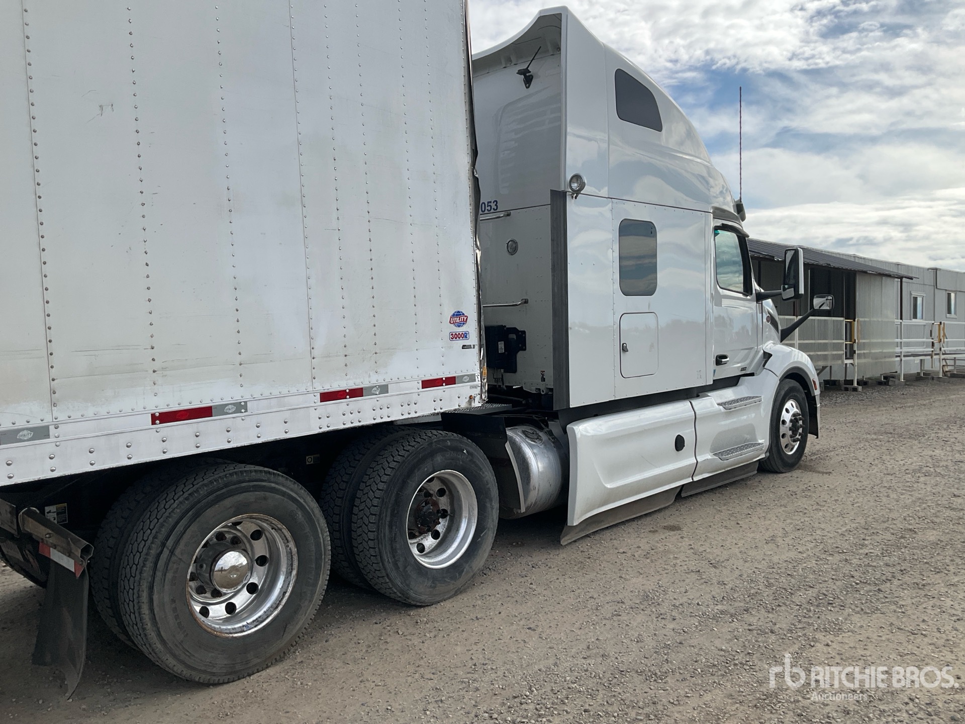 2023 Peterbilt 579