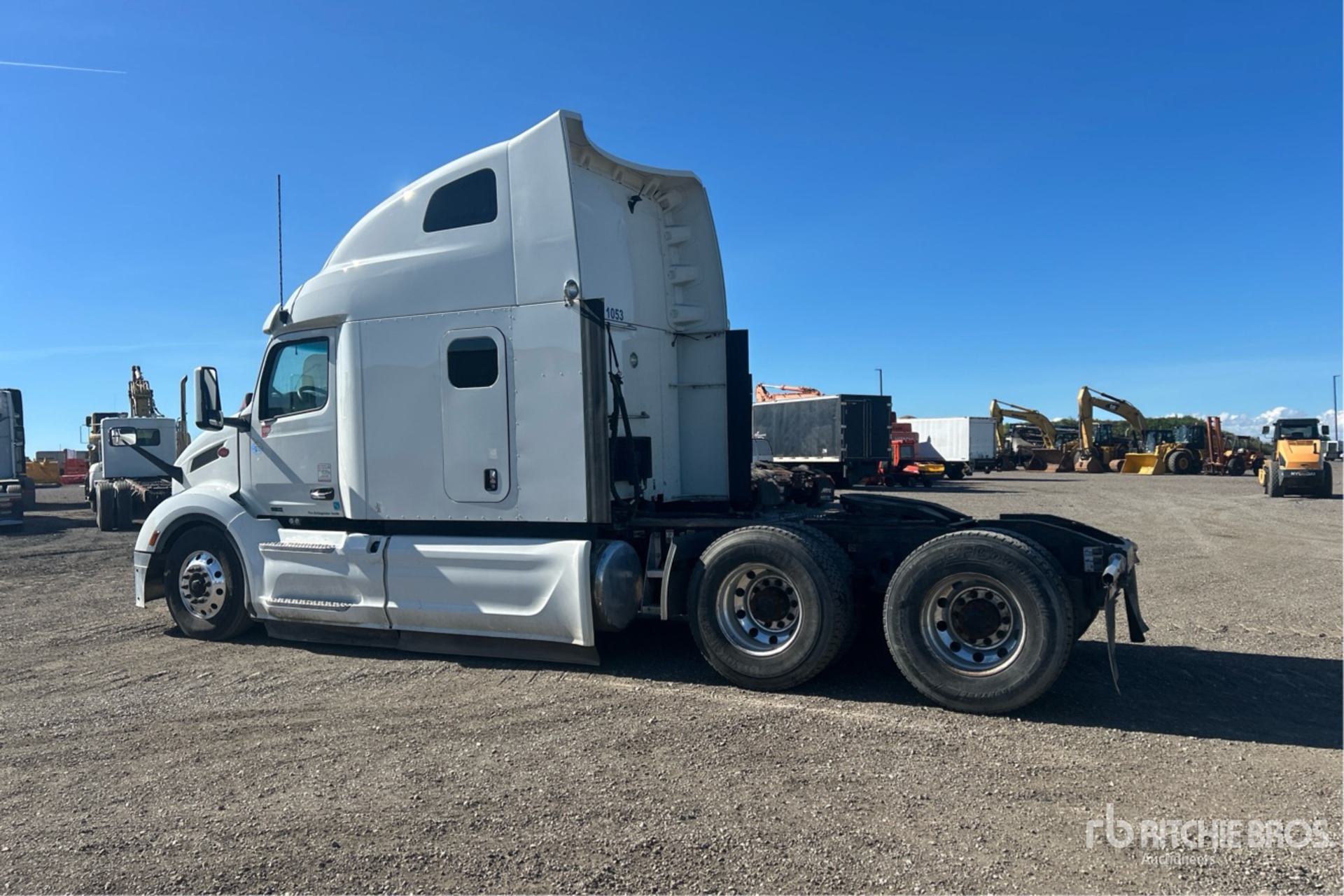 2023 Peterbilt 579