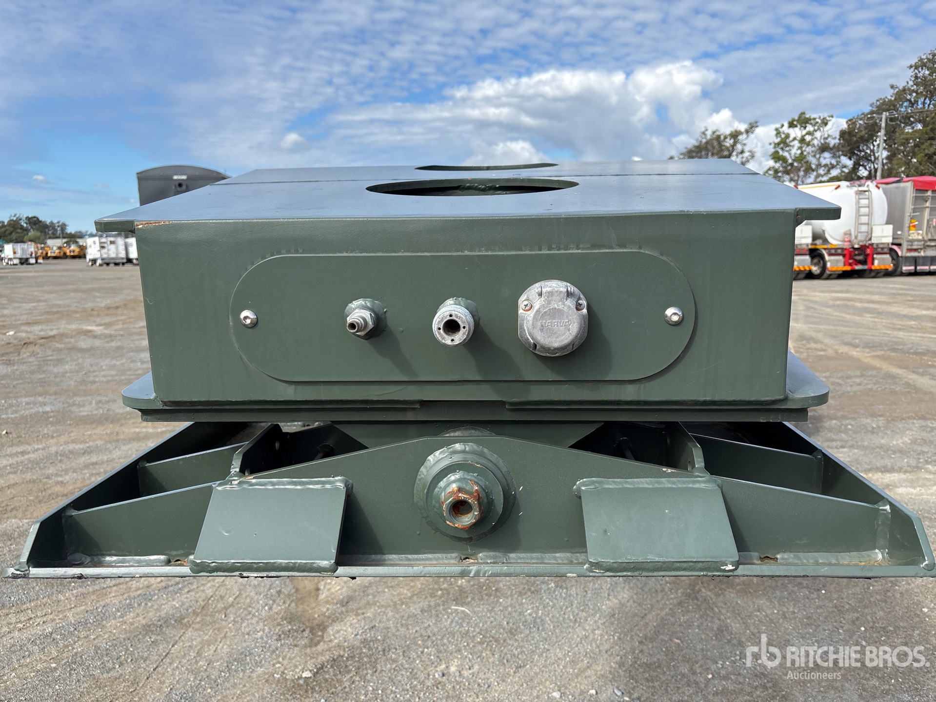2023 Rhino 2 Rows of 8 Low Loader