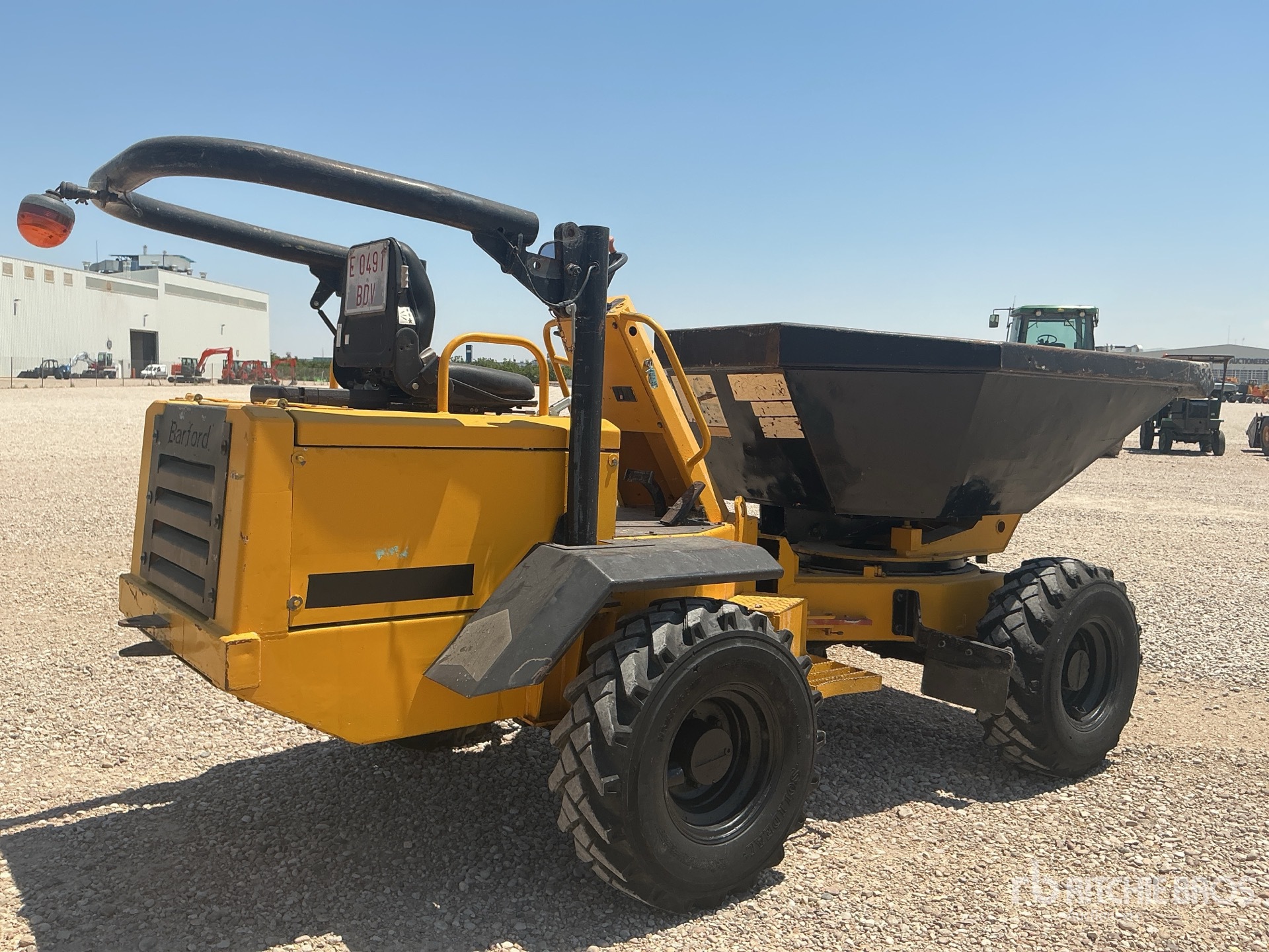 General Appearance with Picture, Right Rear Corner