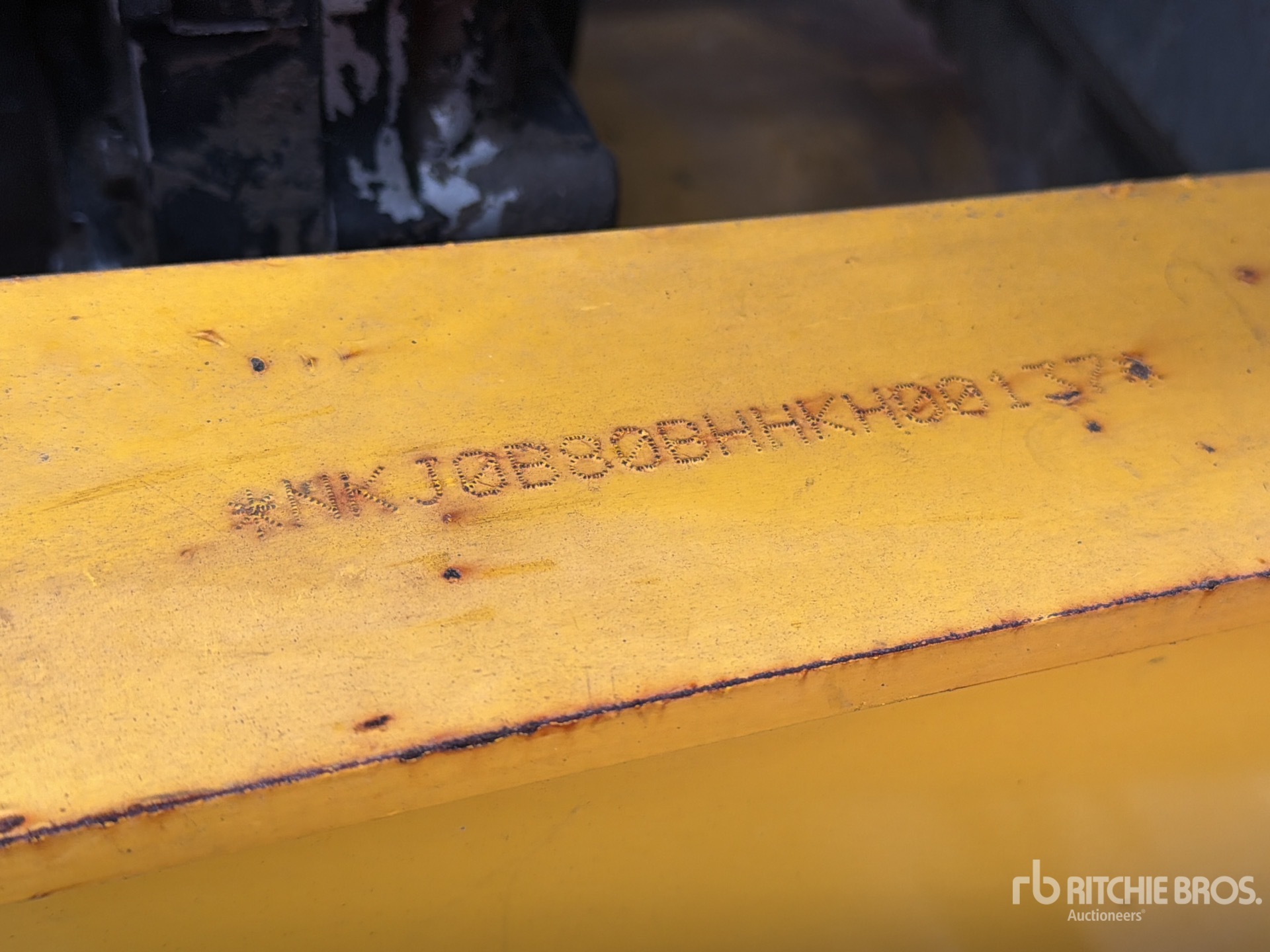2017 New Holland B80B-SS
