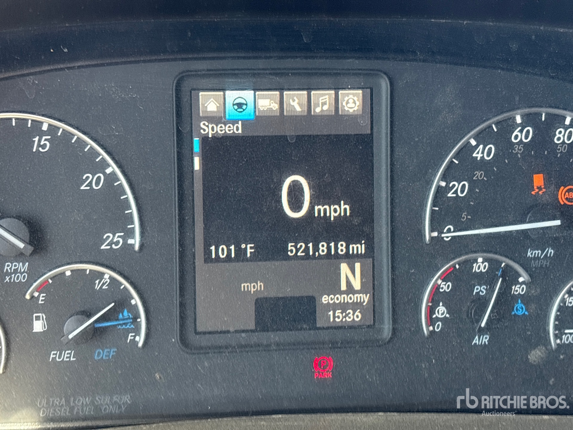 2019 Freightliner CASCADIA 126