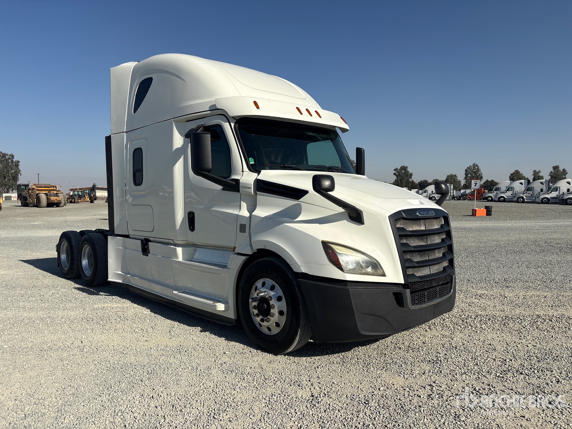 2019 Freightliner CASCADIA 126