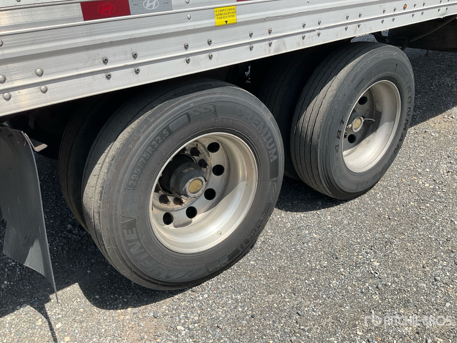 2020 Hyundai 53 FT X 102 IN T/A