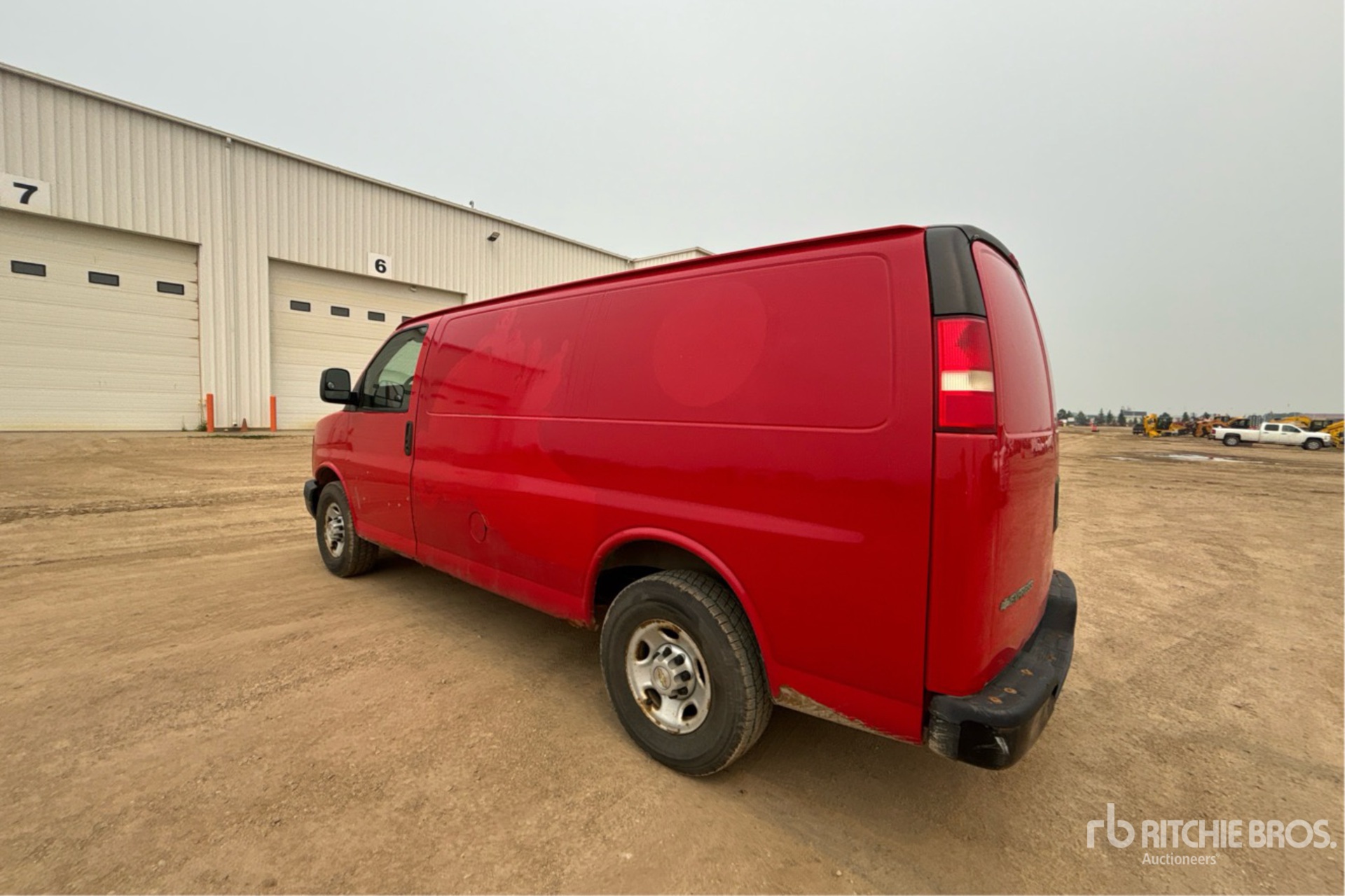 General Appearance with Picture, Left Rear Corner