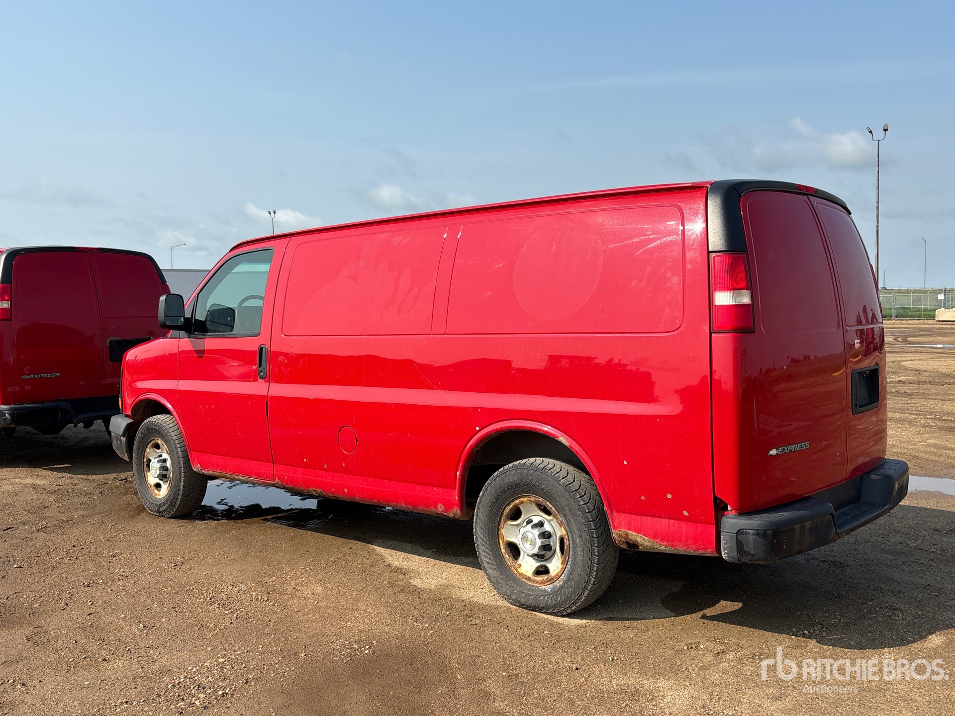 General Appearance with Picture, Left Rear Corner