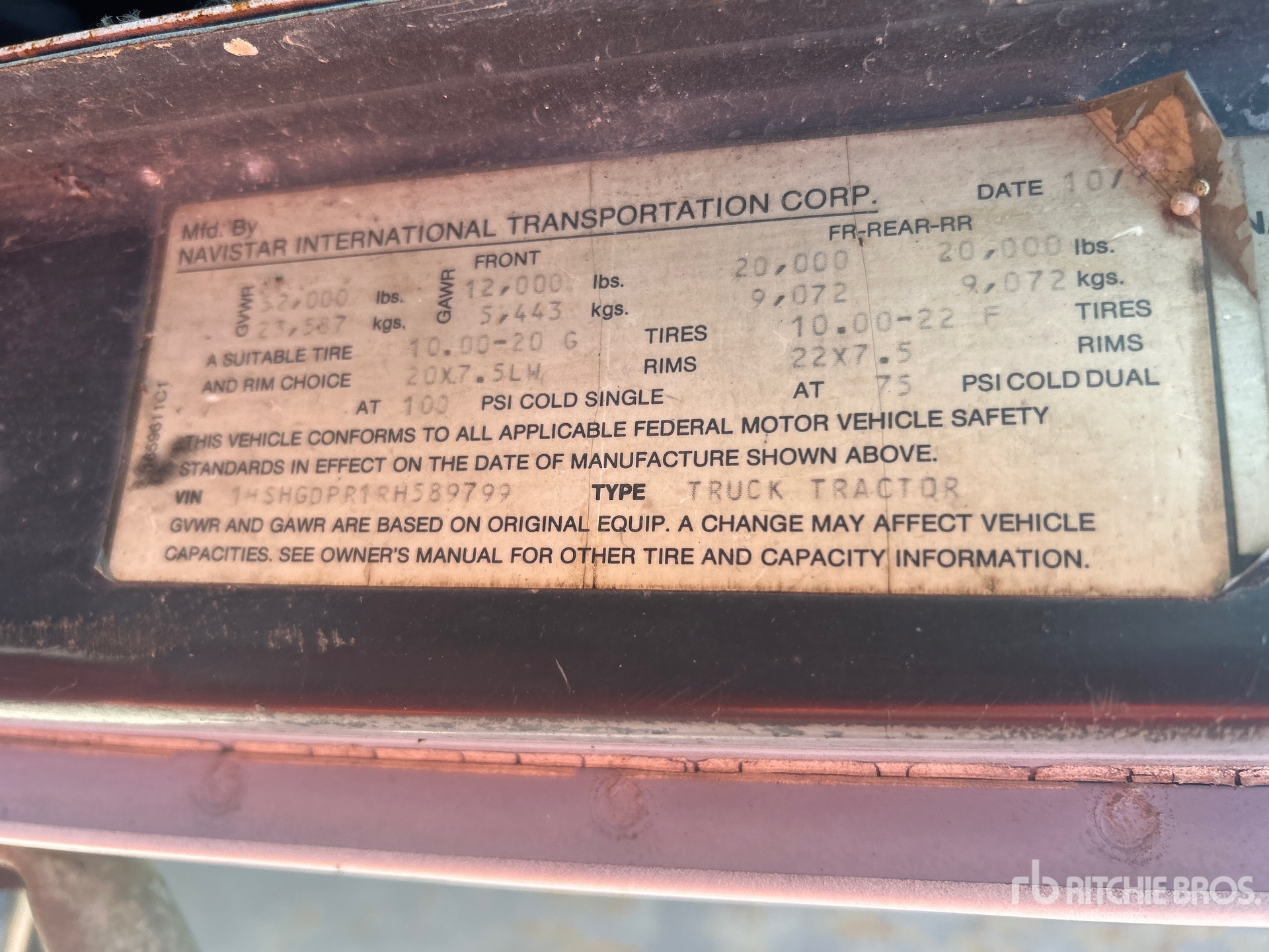 Photo of a 1994 International 8200