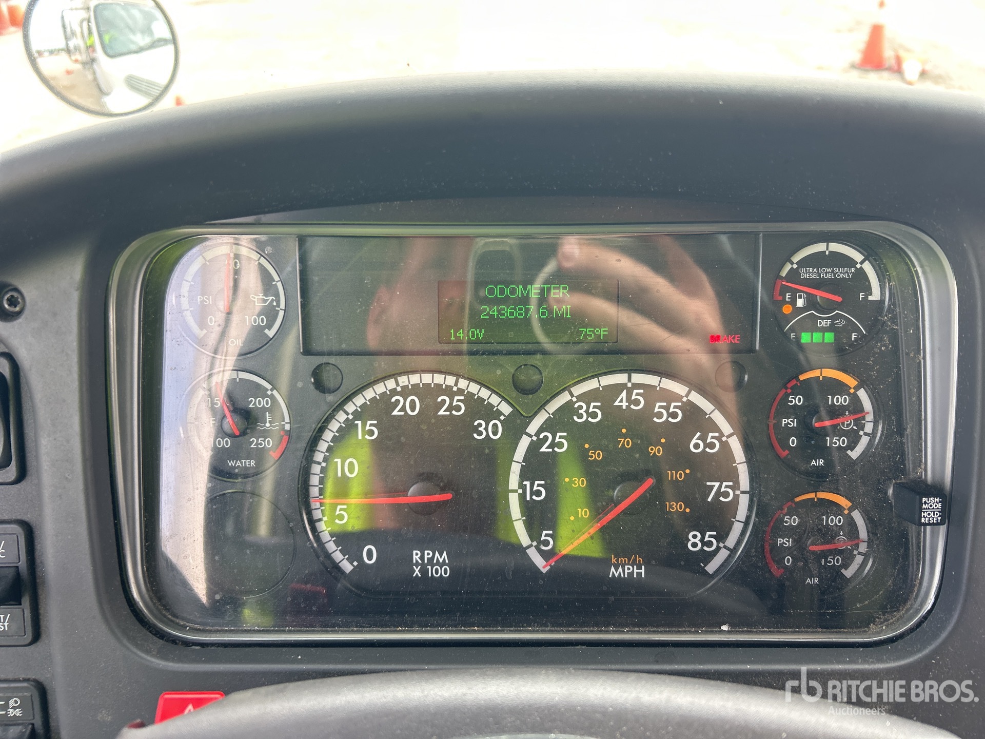 2022 Freightliner M2 106
