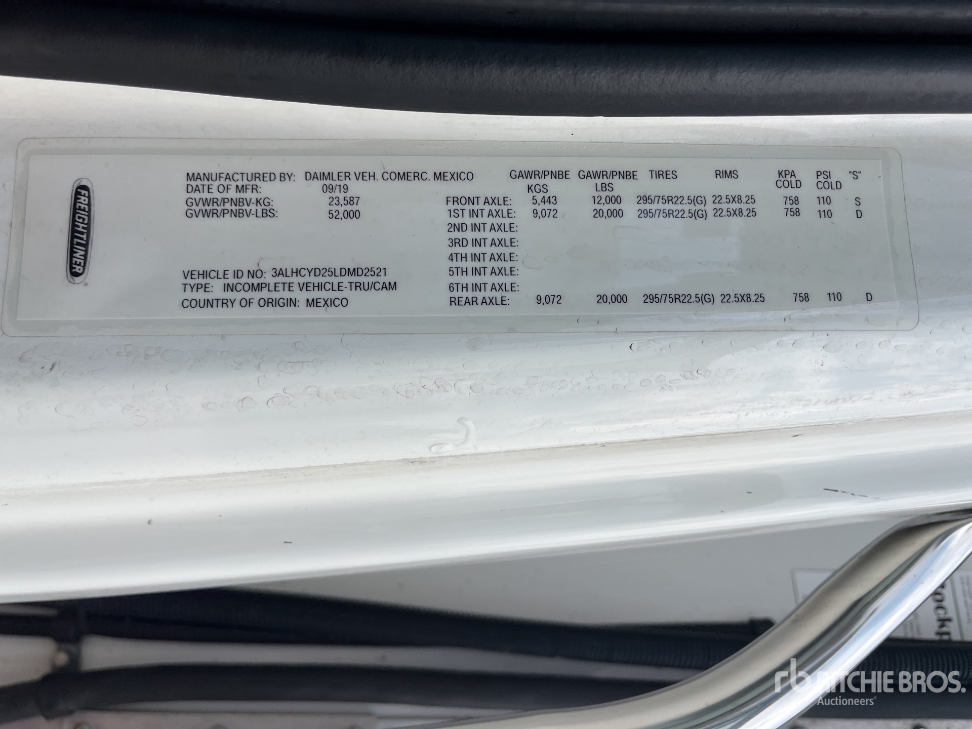 2020 Freightliner M2 112