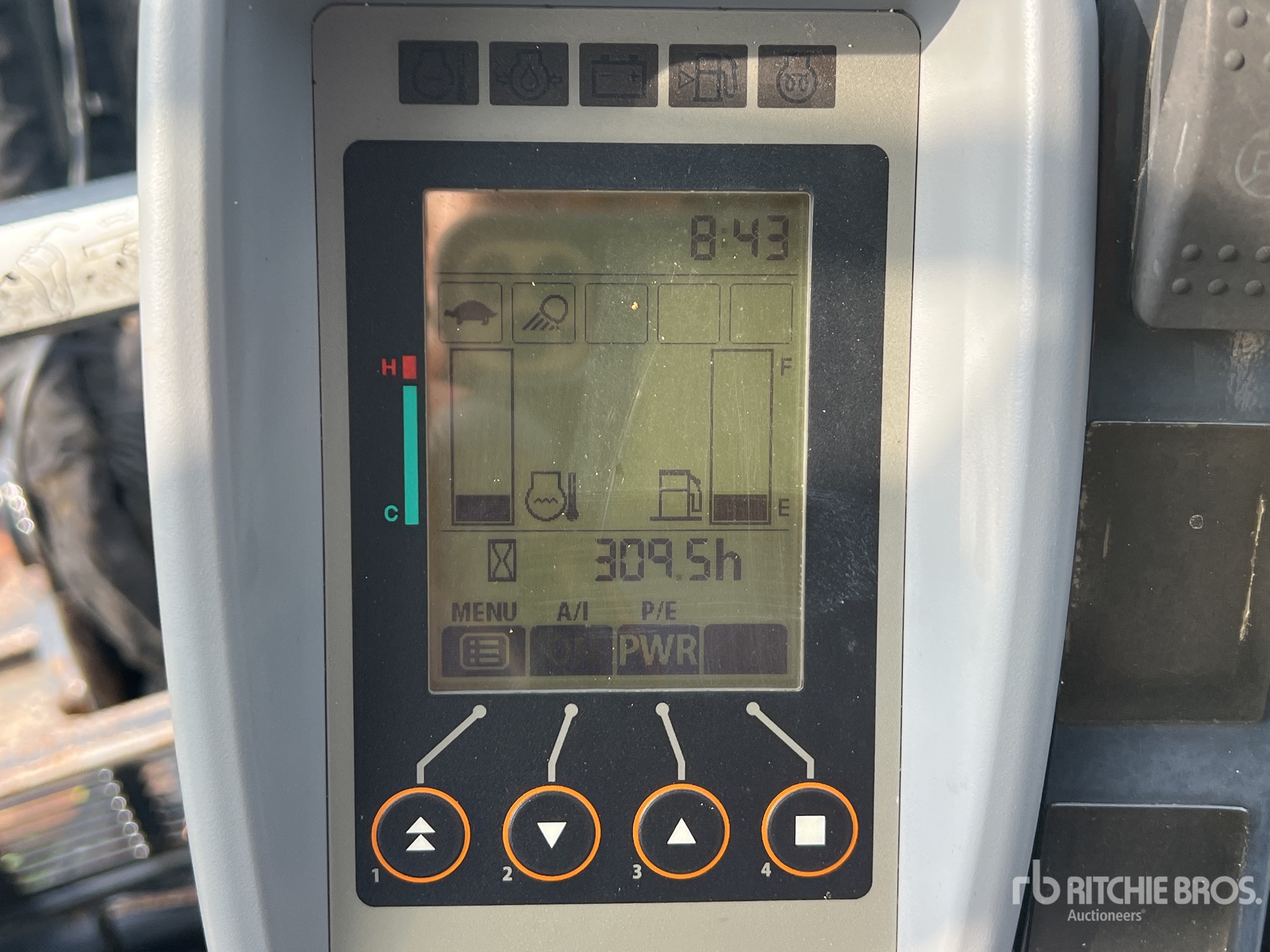 2015 John Deere 35G