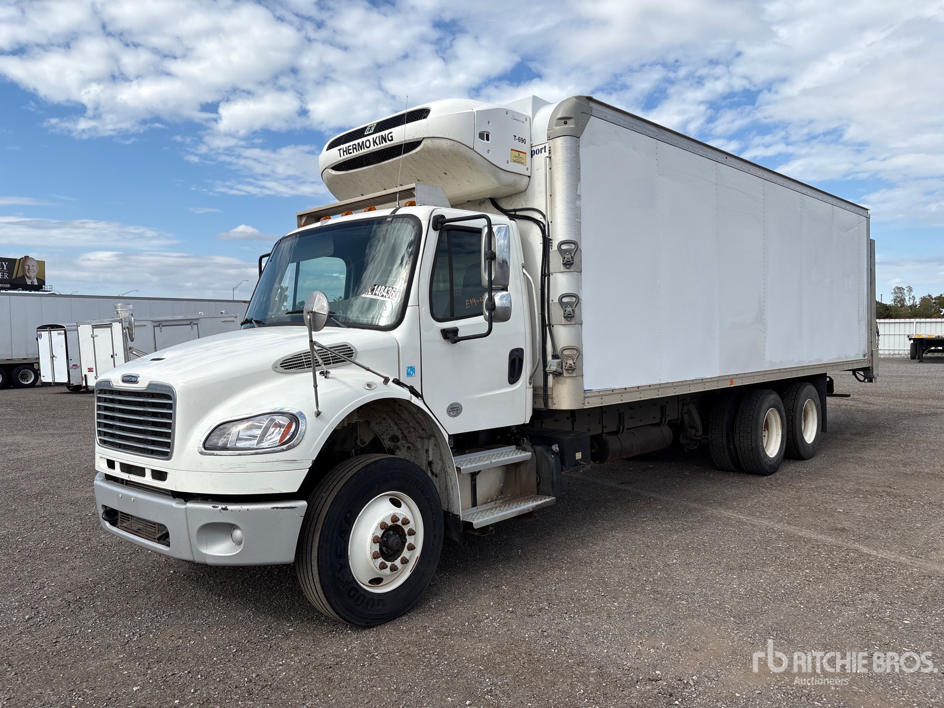 2020 Freightliner M2 106