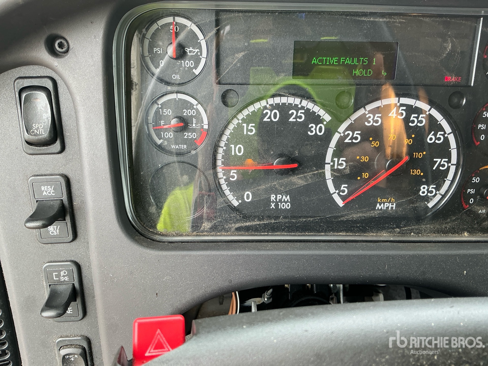 2020 Freightliner M2 106