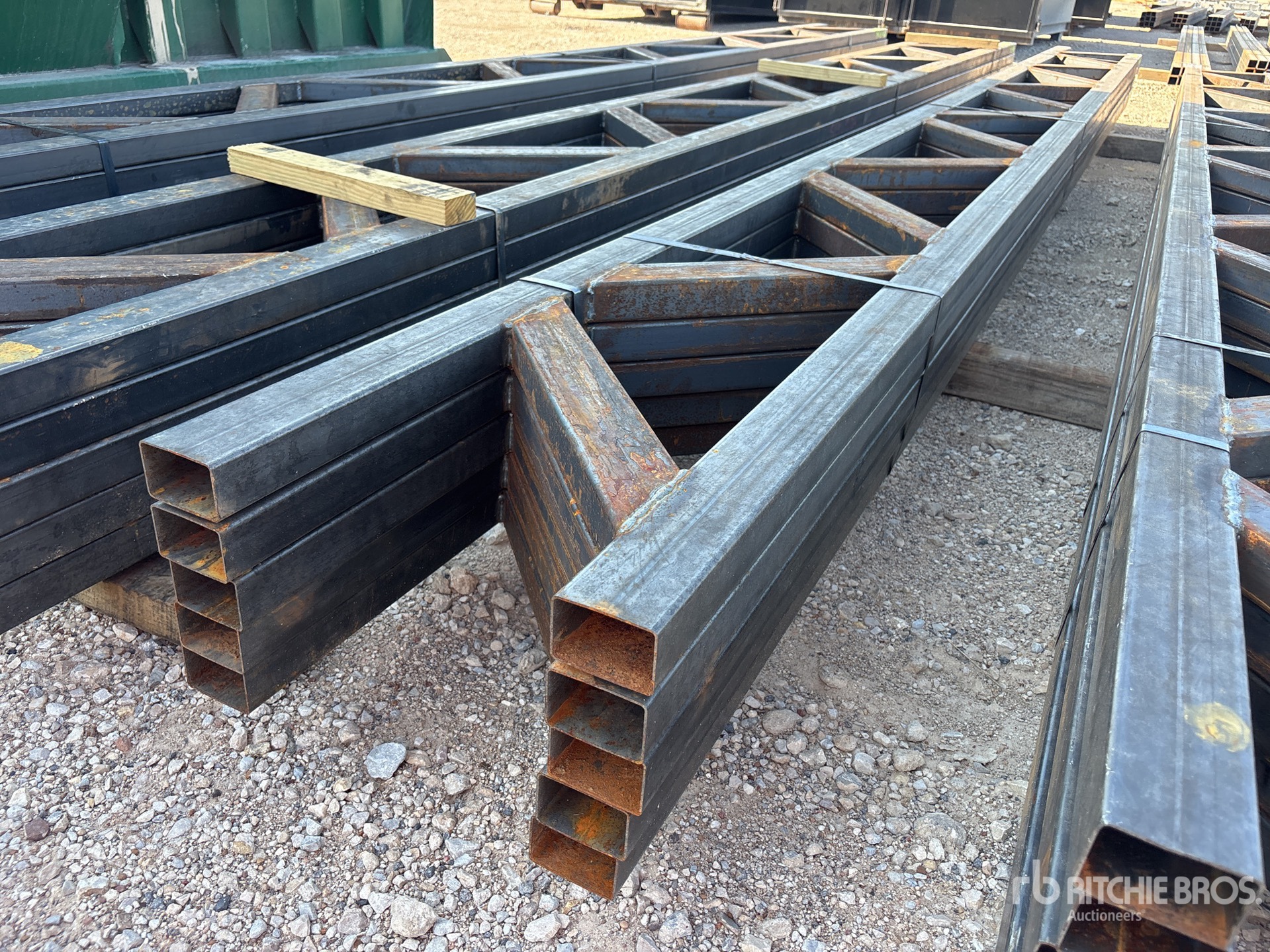 General Appearance with Image, coin avant droit