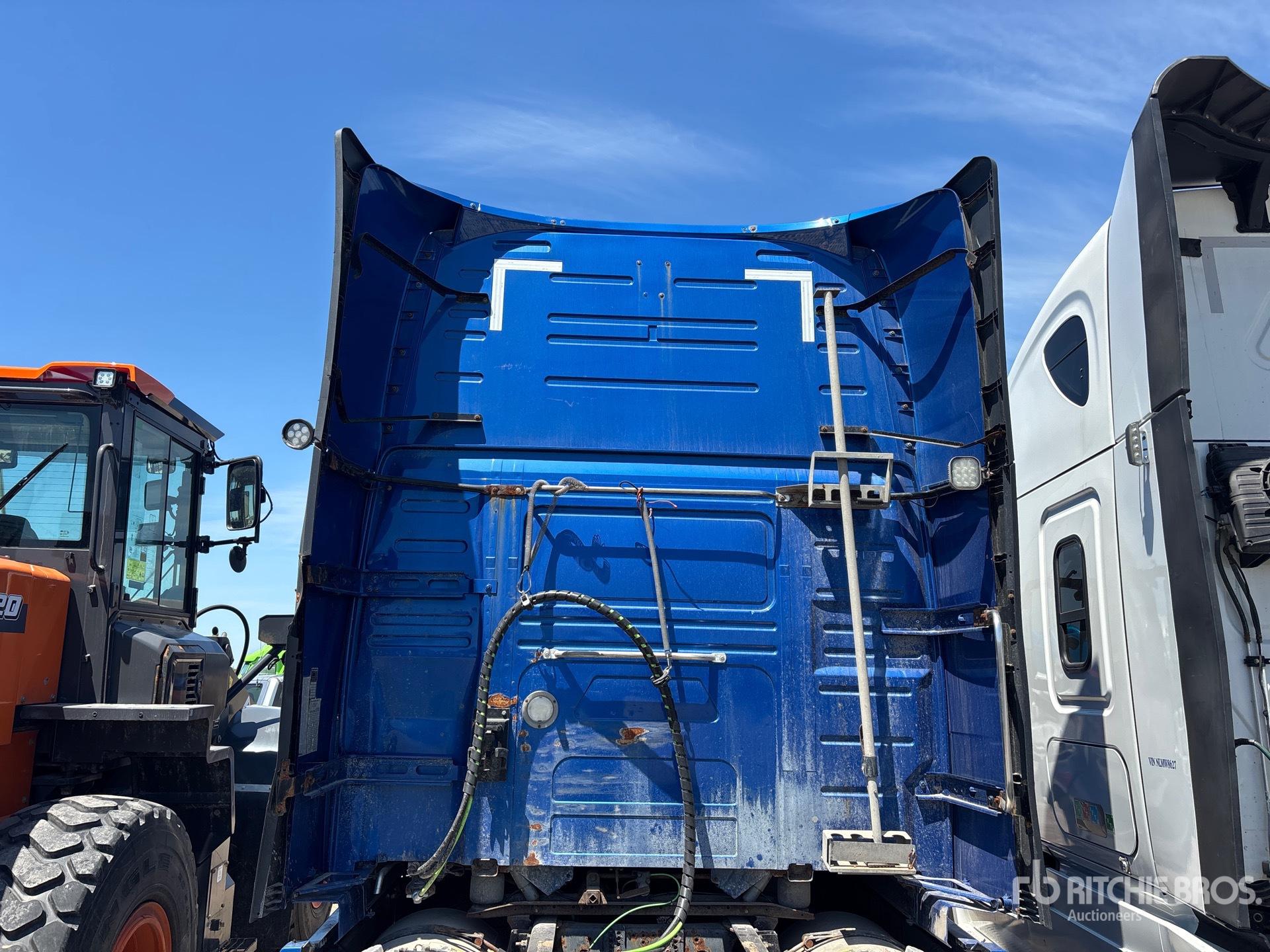 2019 Volvo VNL760