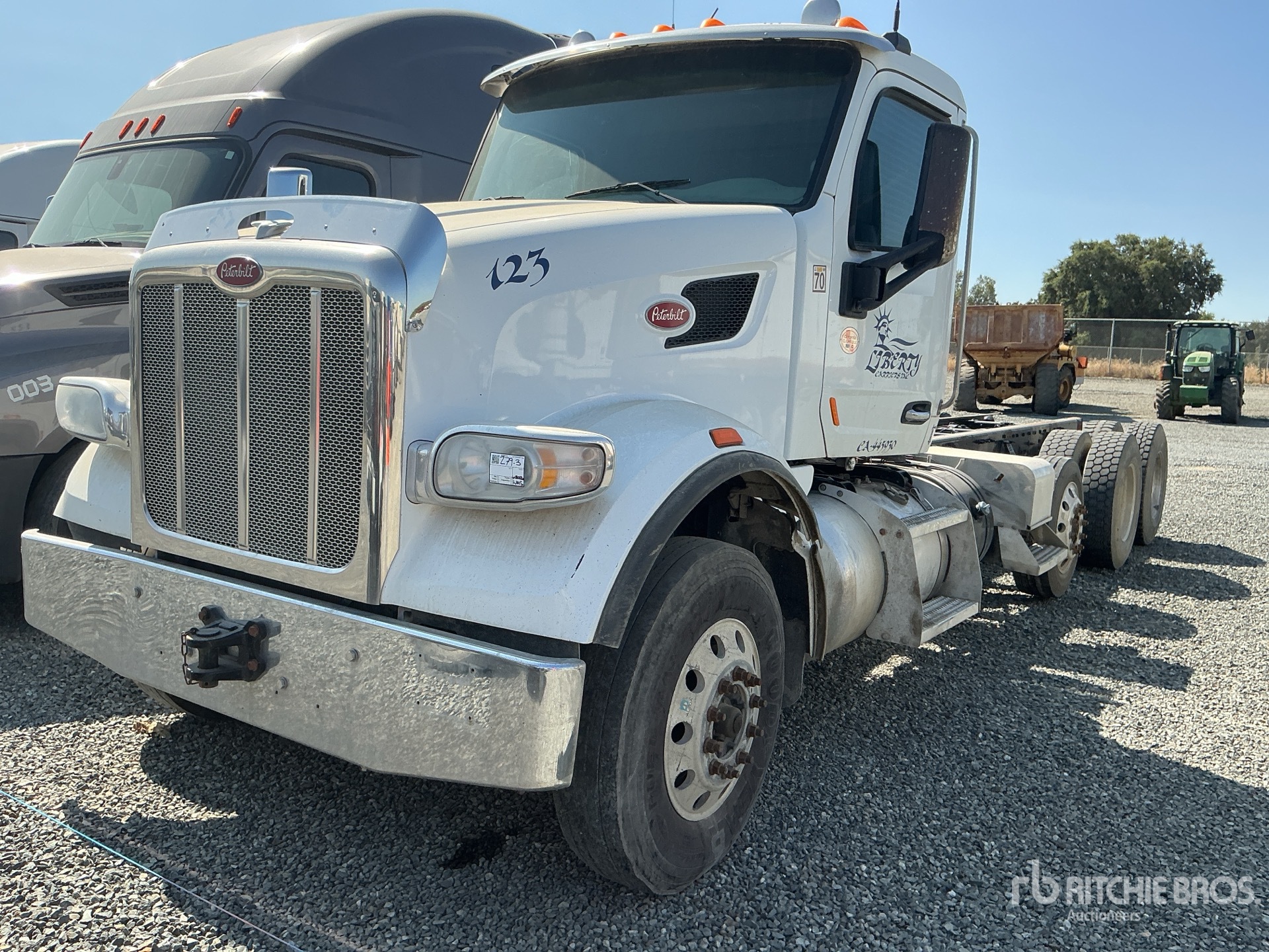 2021 Peterbilt 567