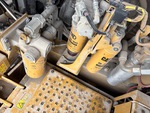Engine with Oil Leaks