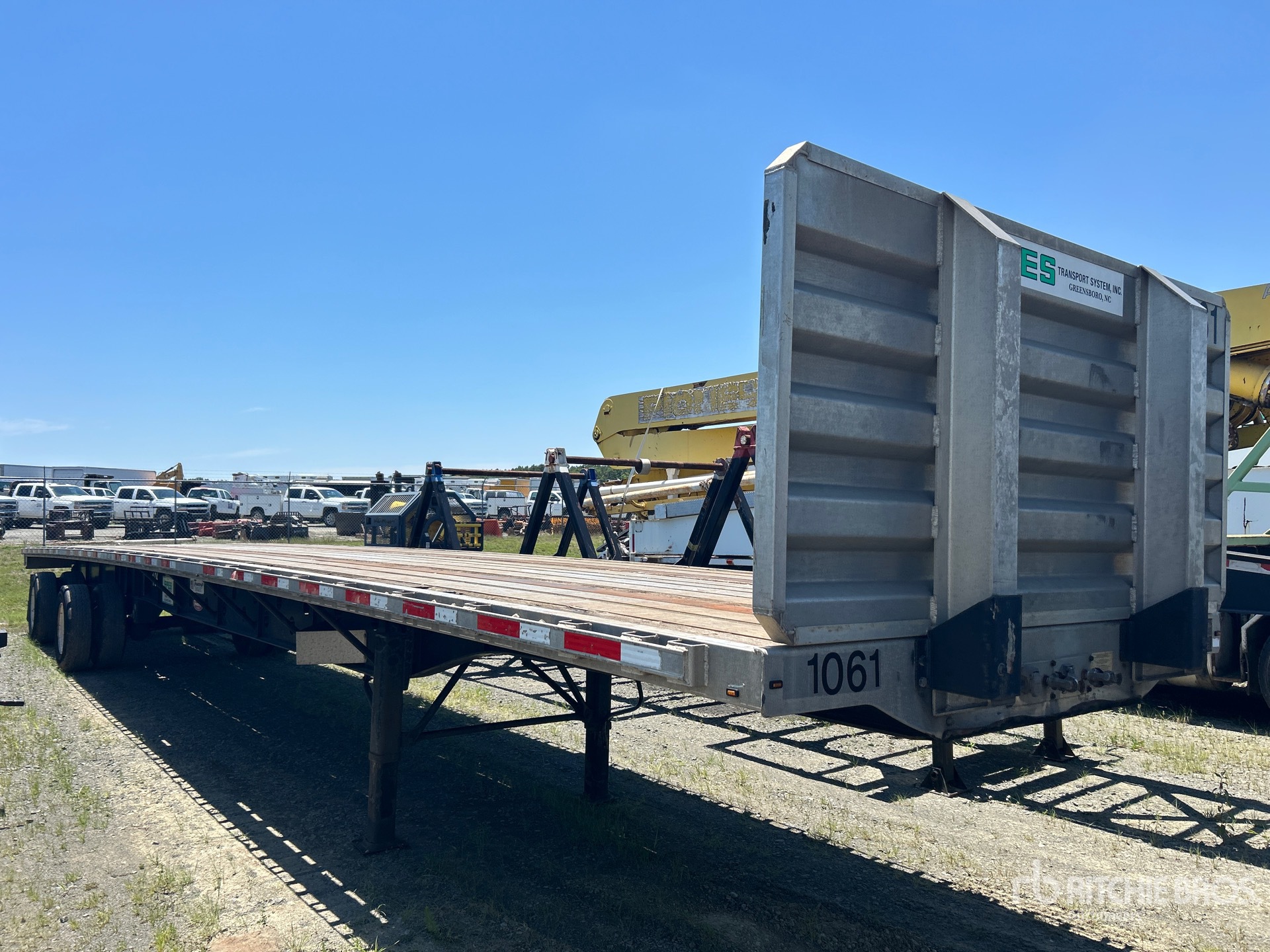 Photo of a 2012 Transcraft 53 ft T/A