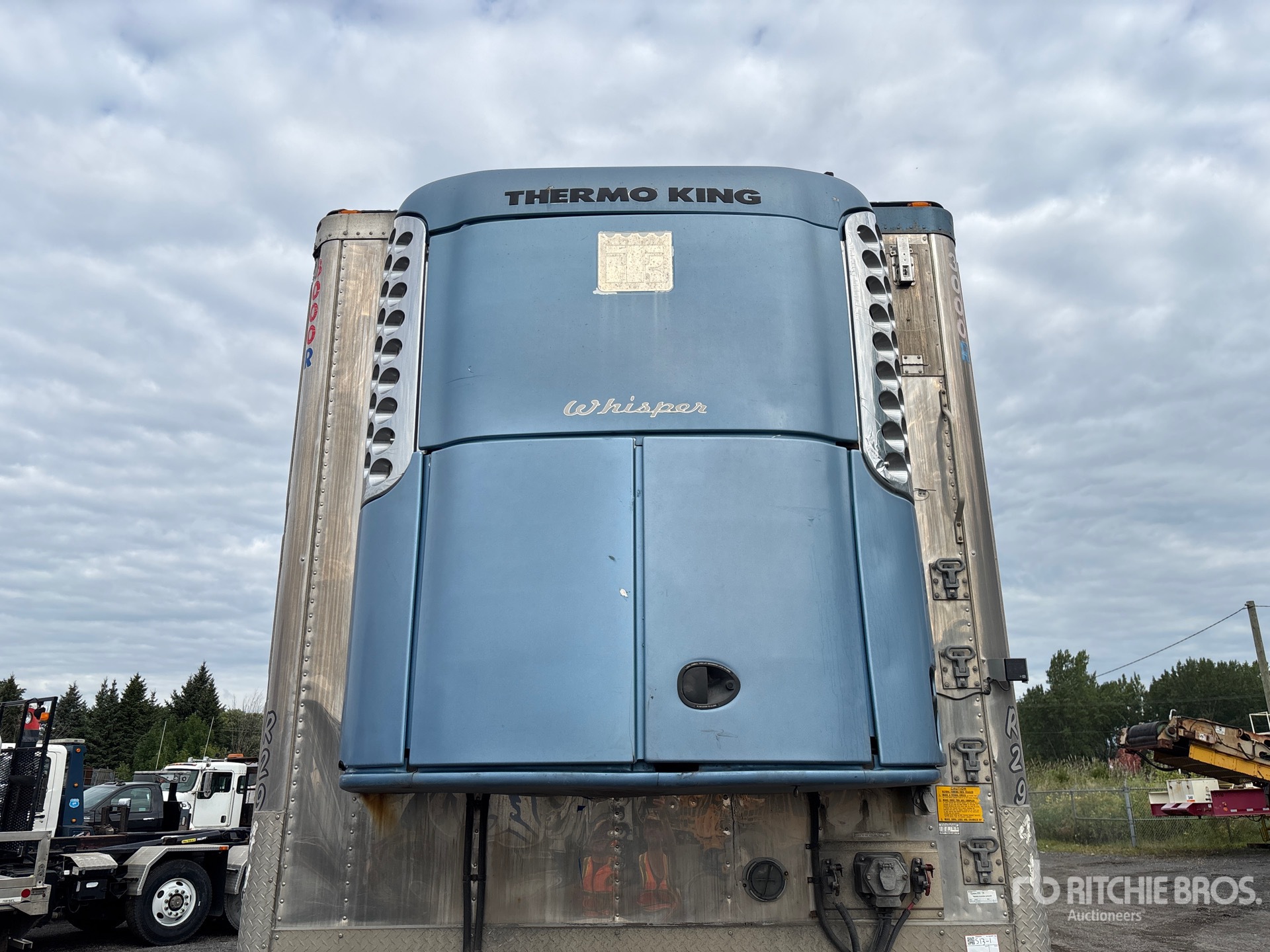 2009 Utility 3000R