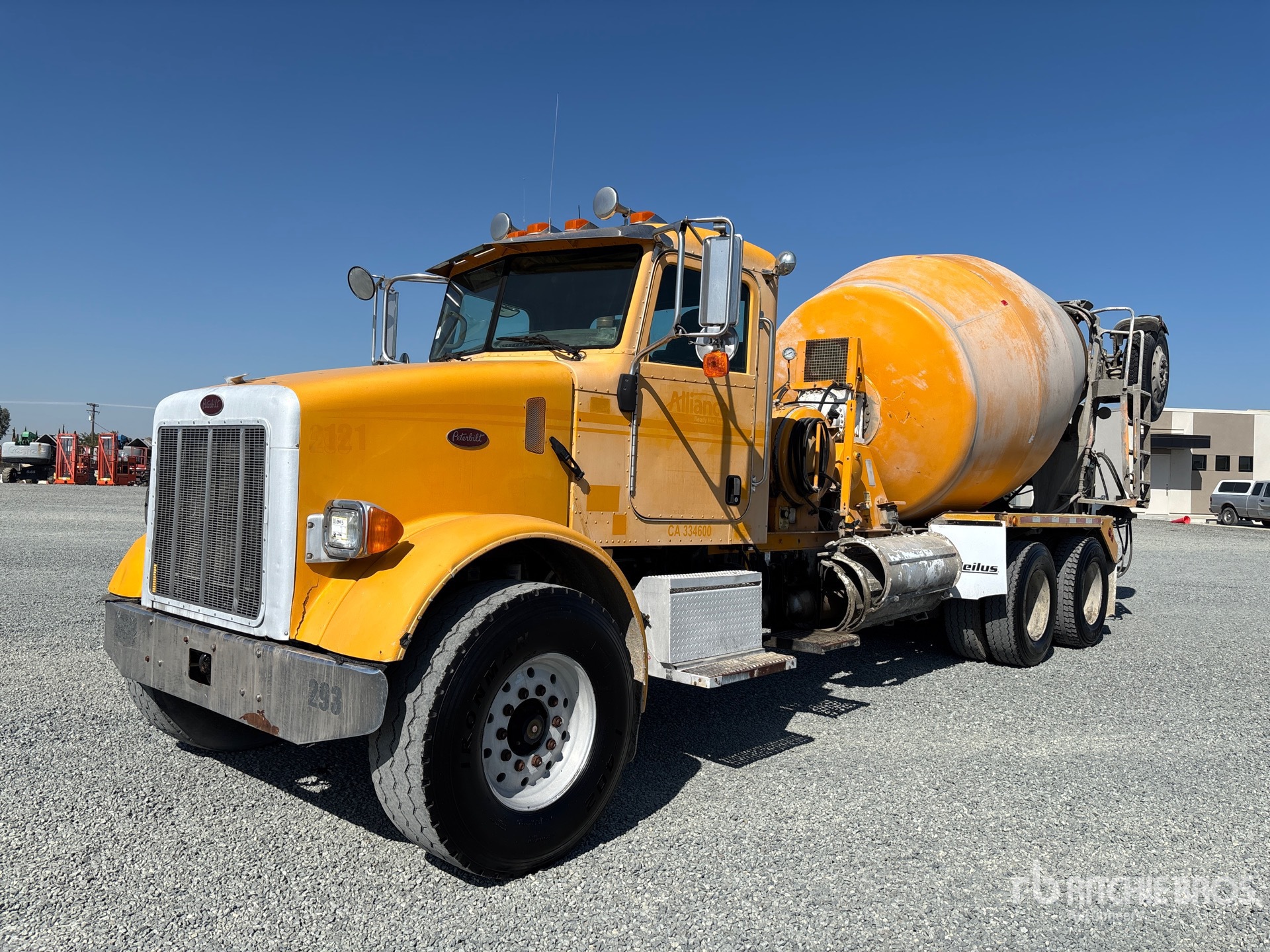 Photo of a 2006 Peterbilt 357