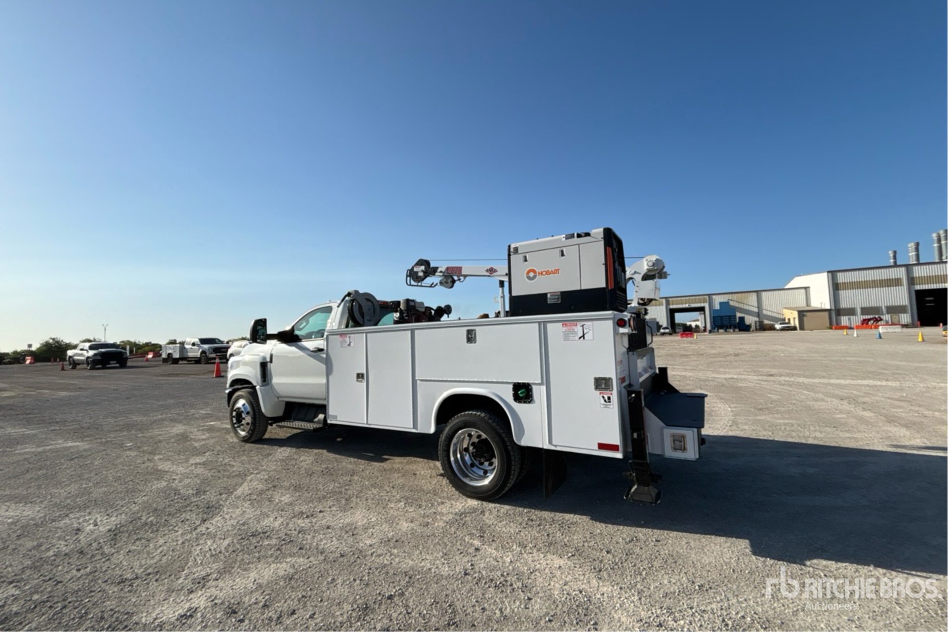 General Appearance with Picture, Left Rear Corner