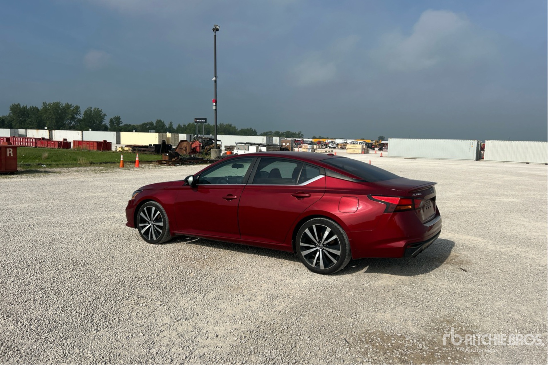 General Appearance with Picture, Left Rear Corner