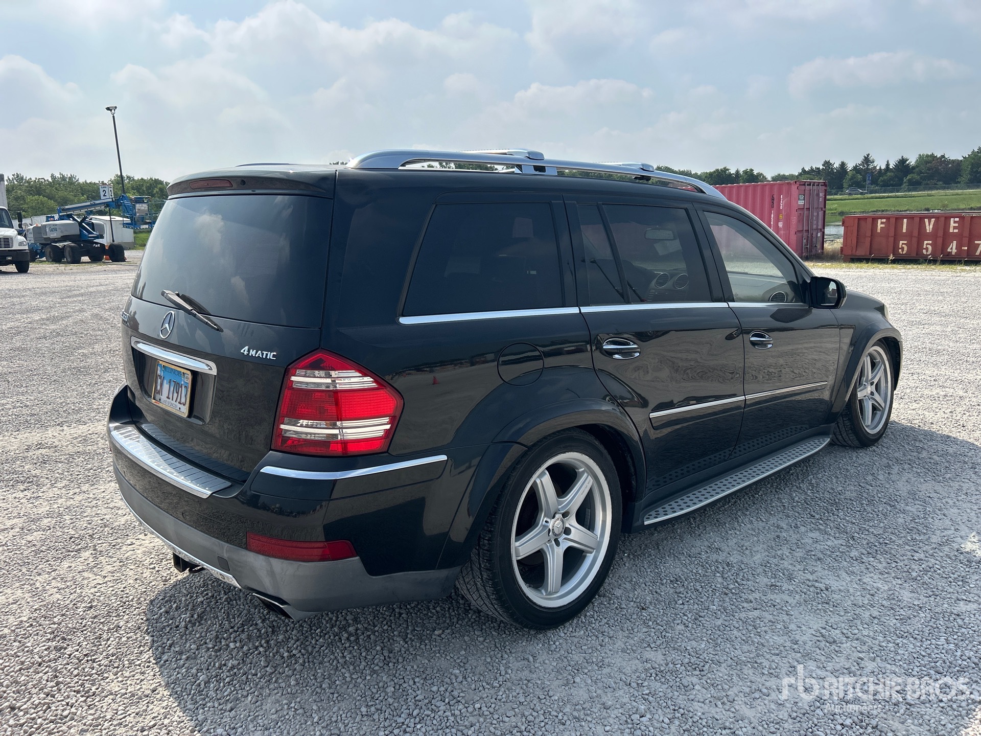 General Appearance with Picture, Right Rear Corner
