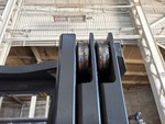 Chassis Lift with Carriage Rollers and Guides