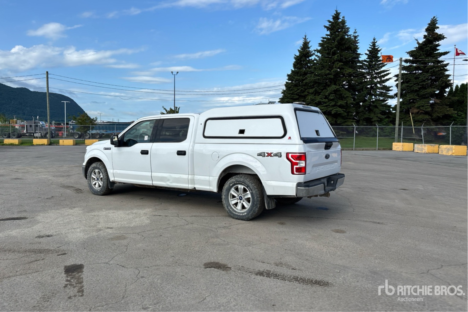 General Appearance with Picture, Left Rear Corner