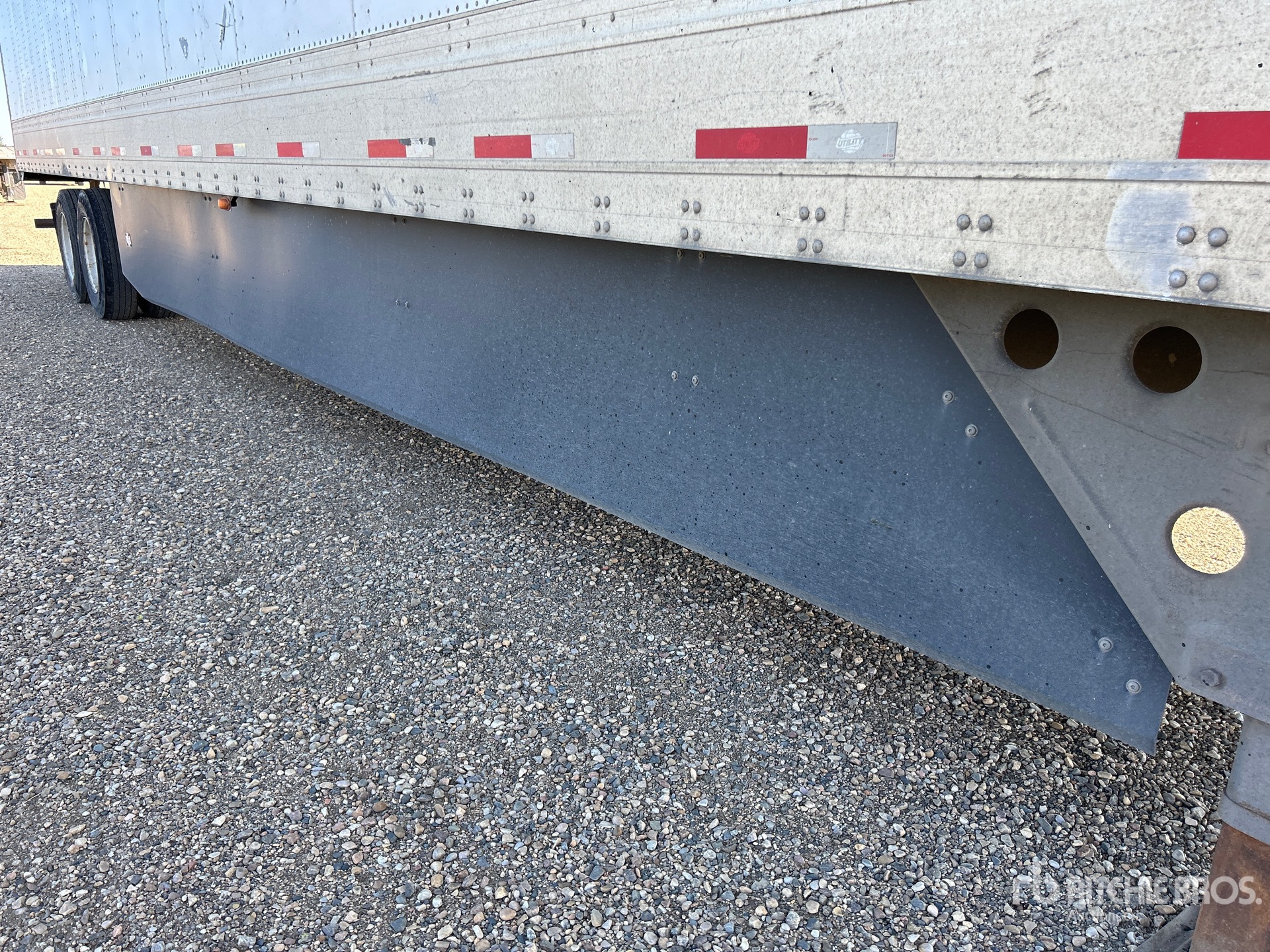2024 Utility 53 ft x 102 in T/A