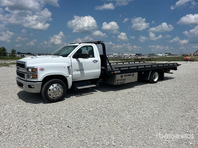 2023 Chevrolet Silverado 6500HD Rollback Truck