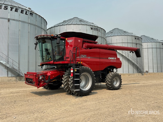 Case Ih 7250 Combine Harvester