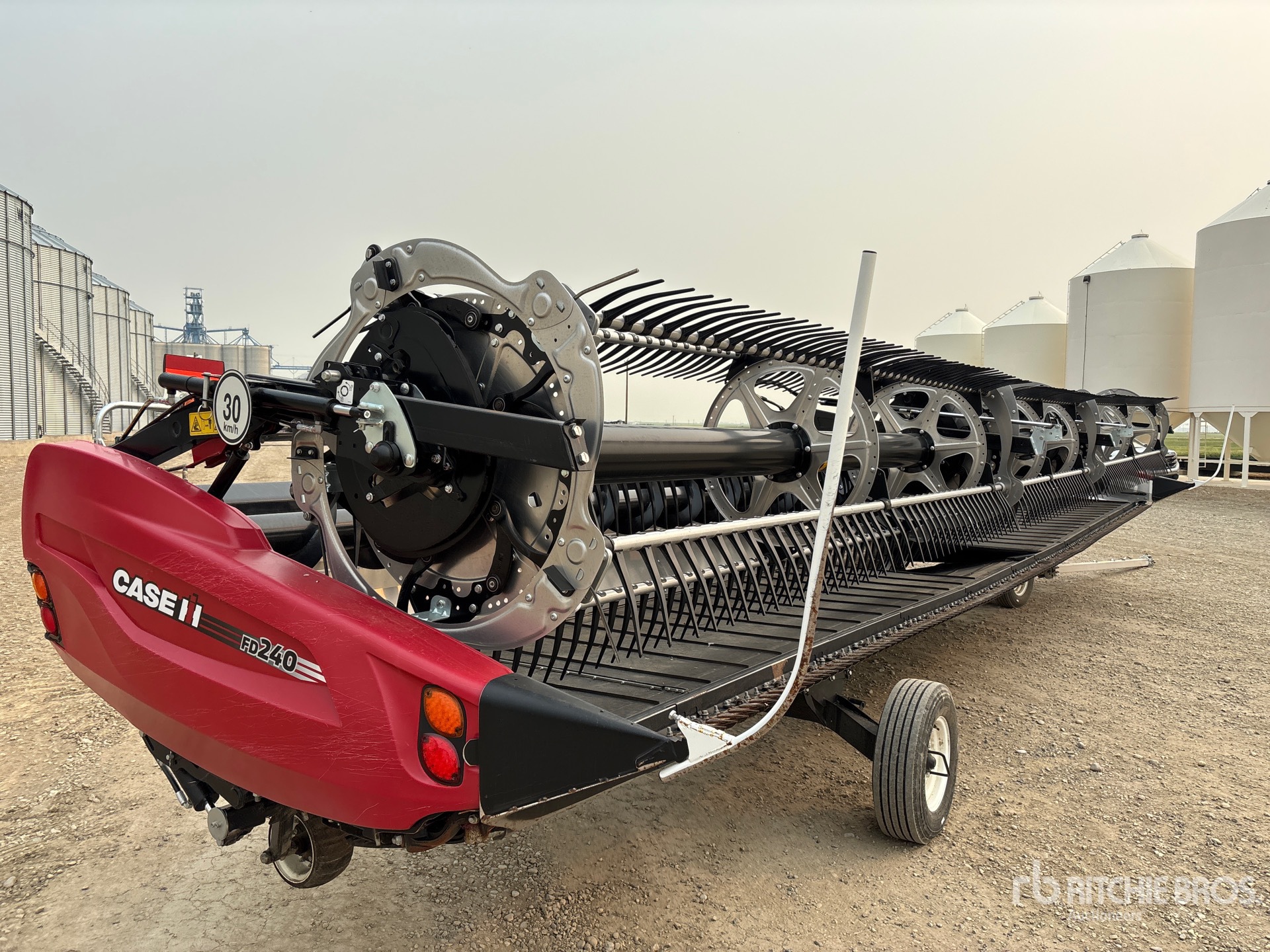Macdon FD240