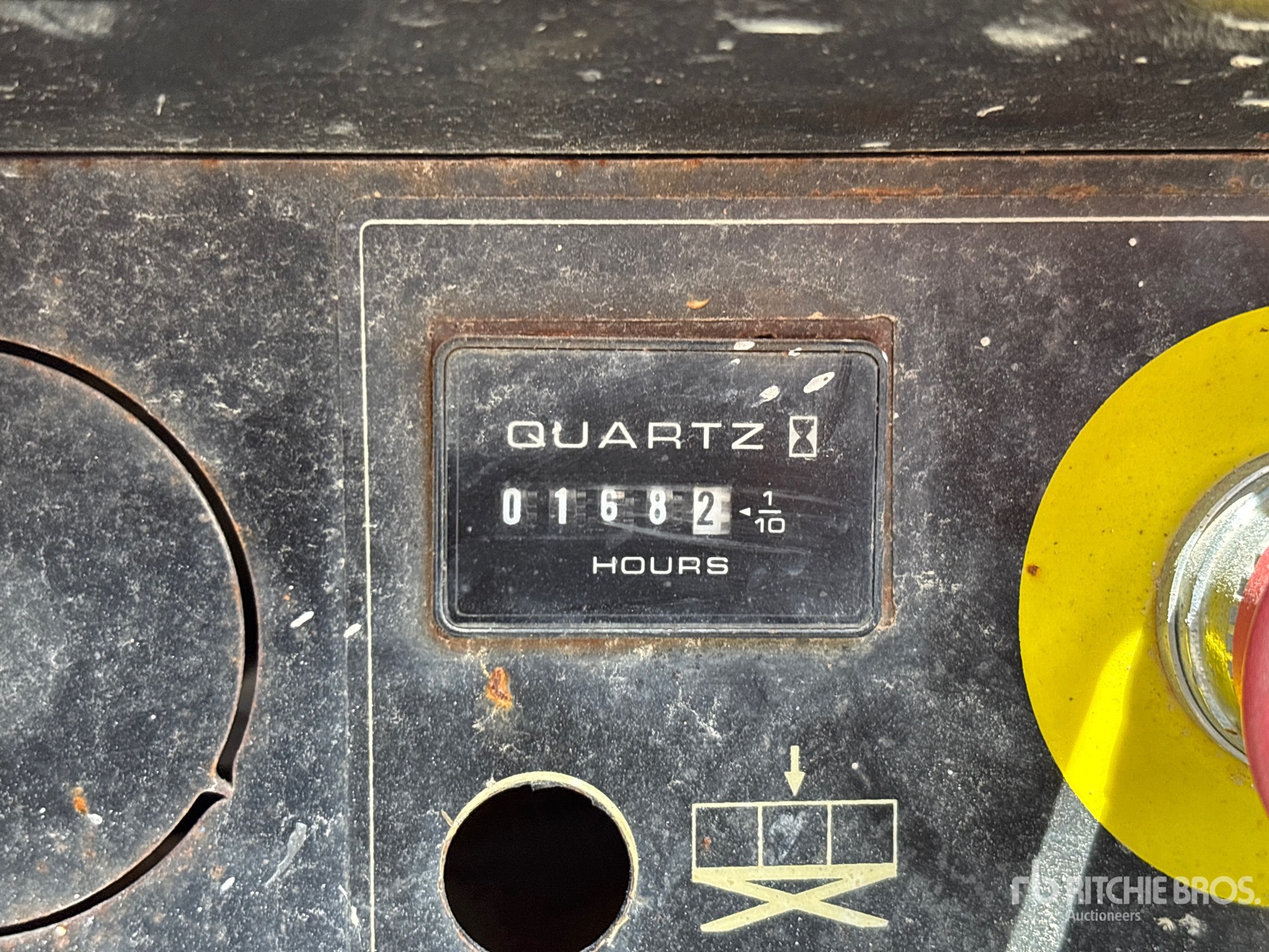 General Appearance with Hour Meter / Odometer