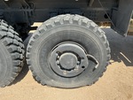 Chassis with Right Center Drive Tires