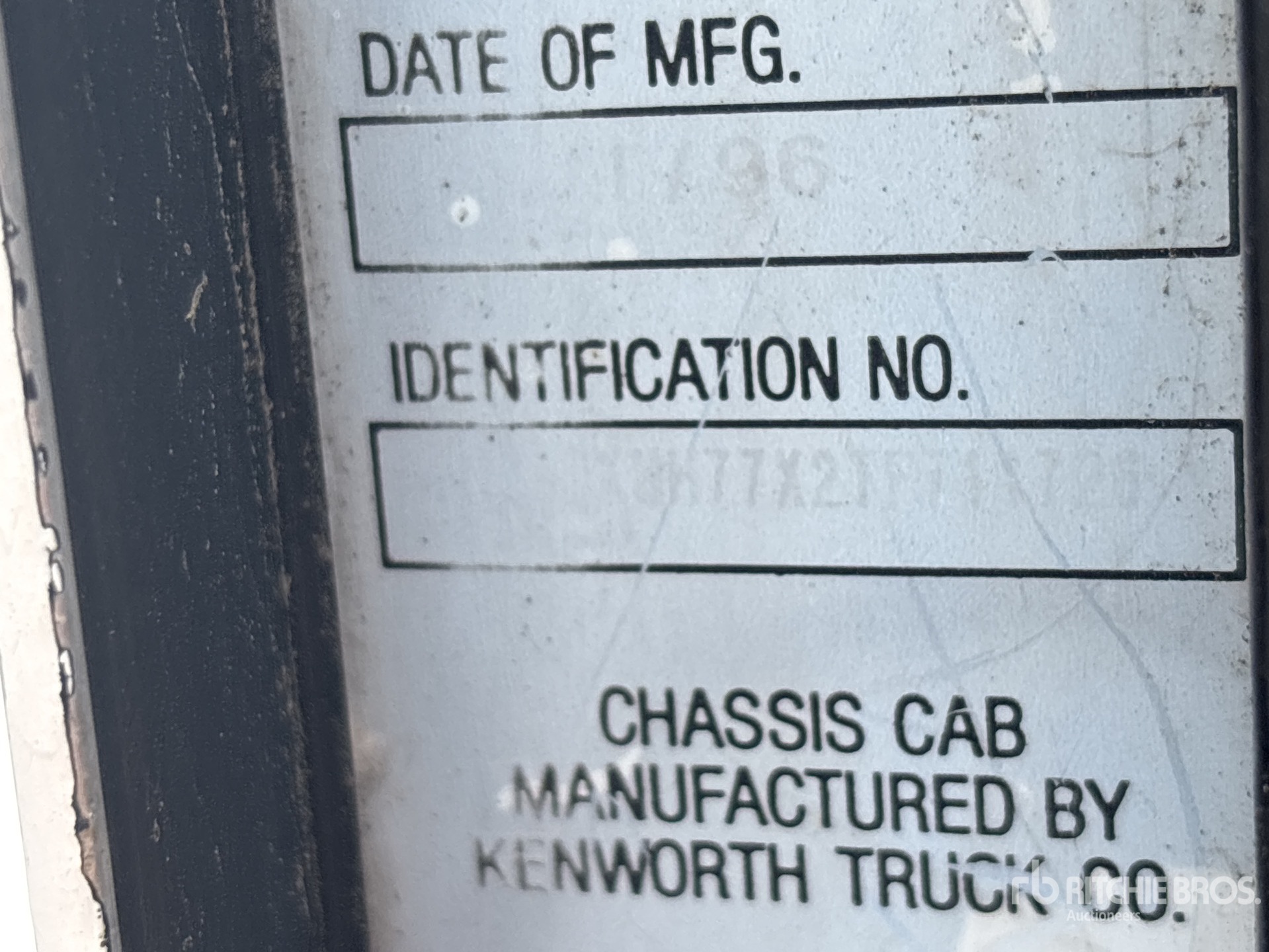 1996 Kenworth T300
