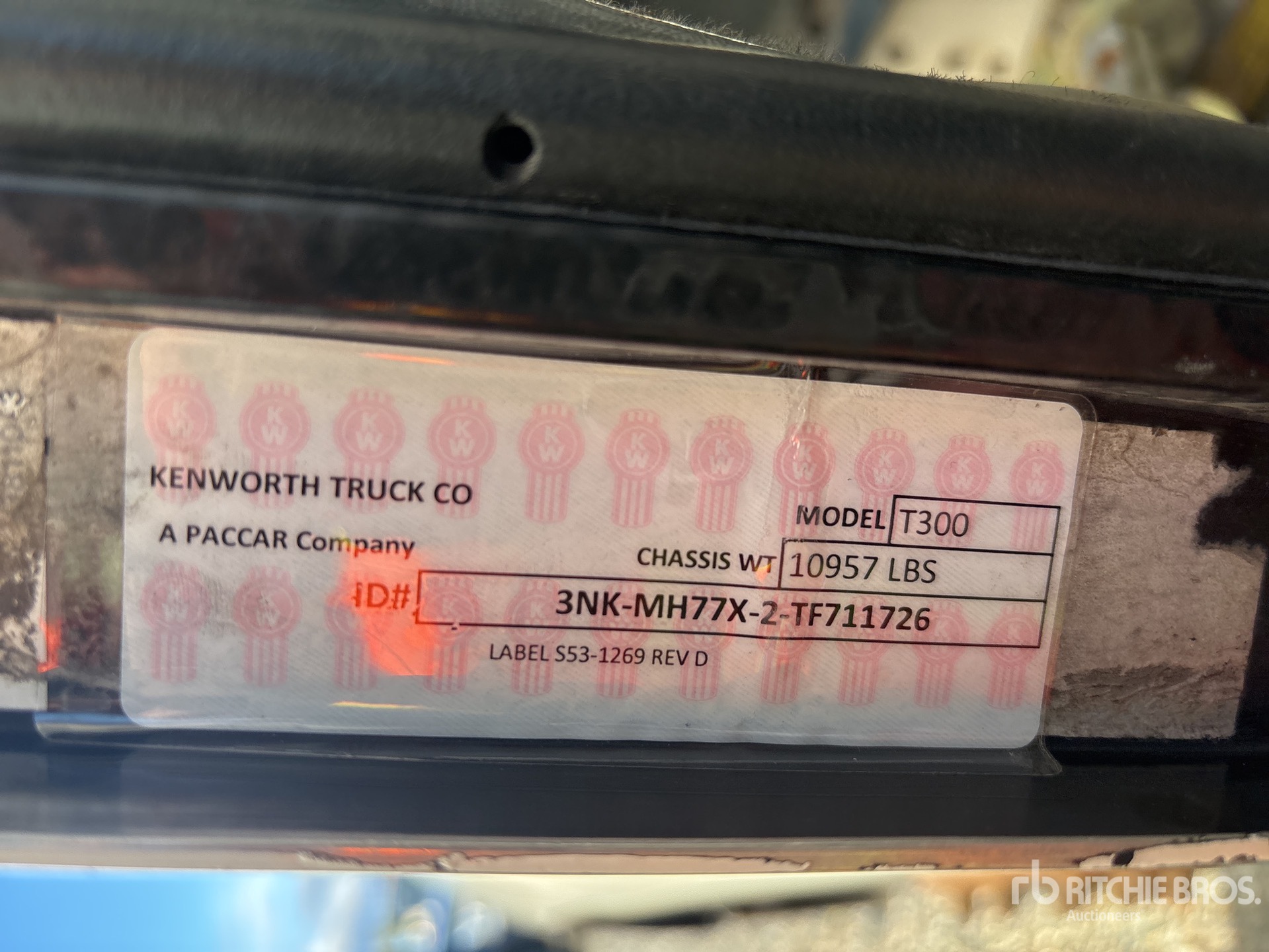 1996 Kenworth T300