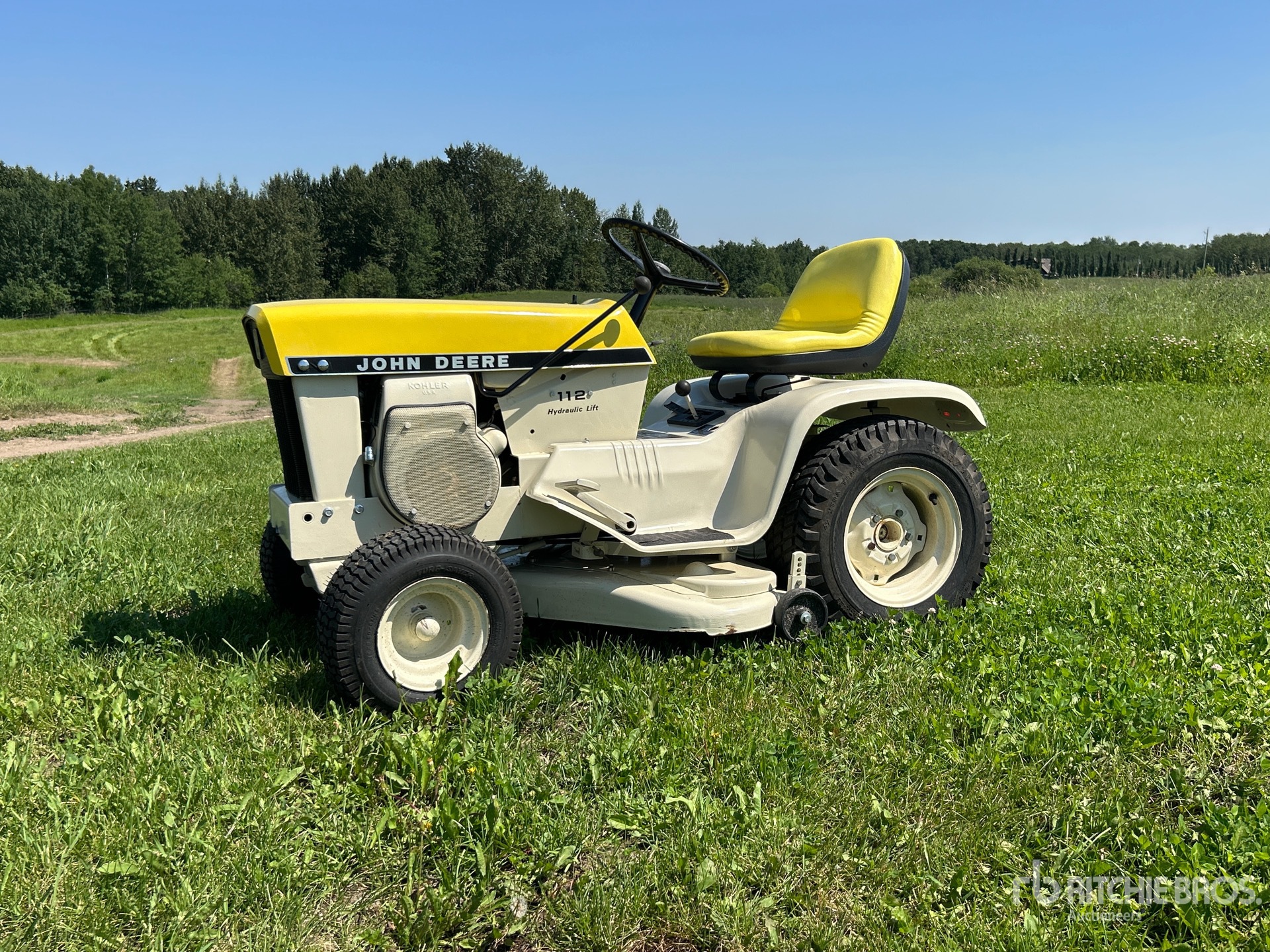 General Appearance with Picture, Left Front Corner