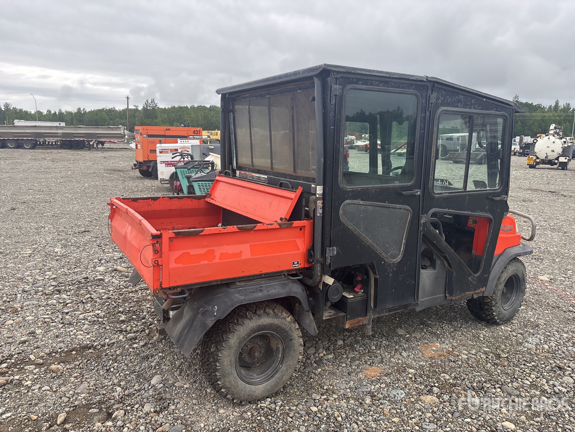General Appearance with Picture, Right Rear Corner